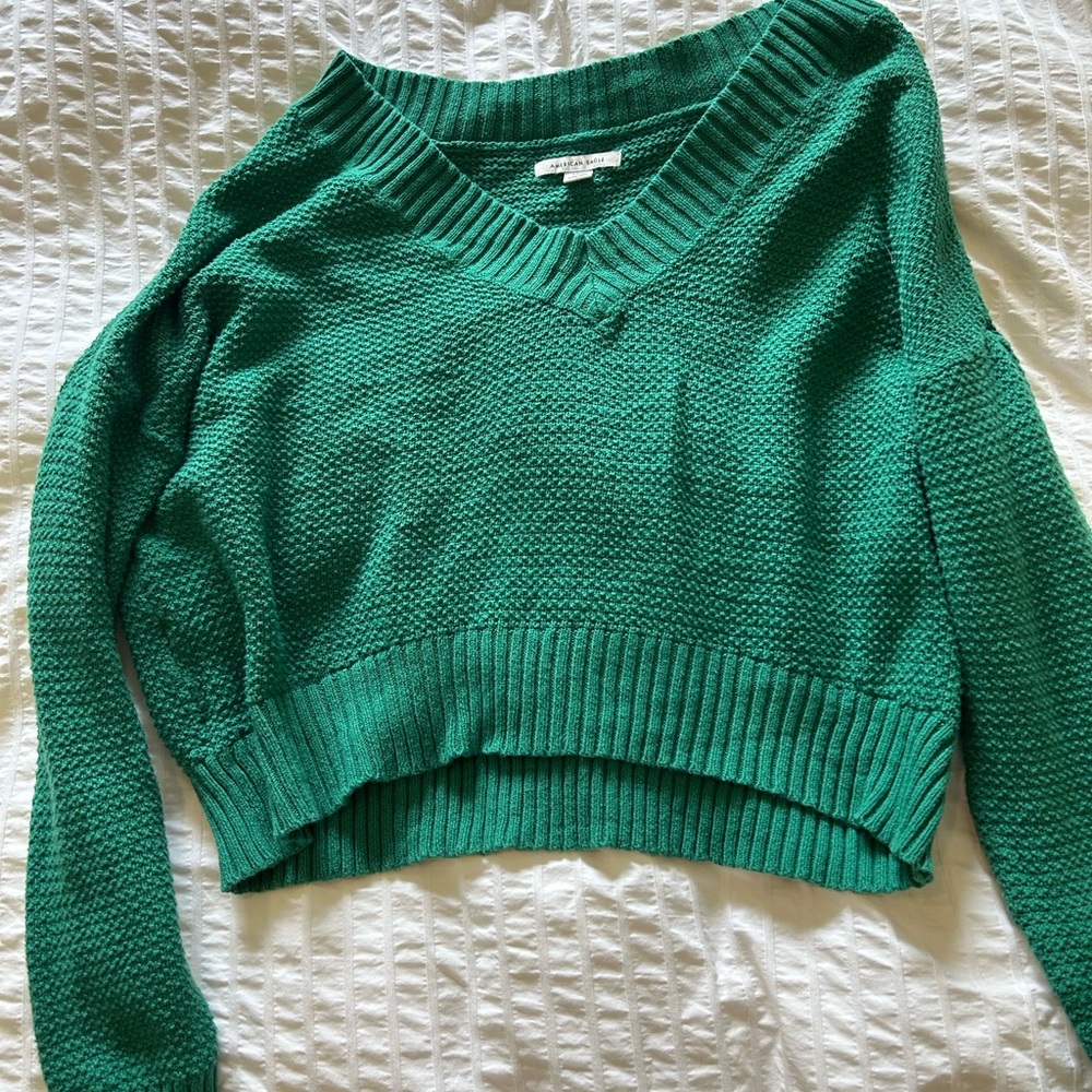American Eagle Sweater